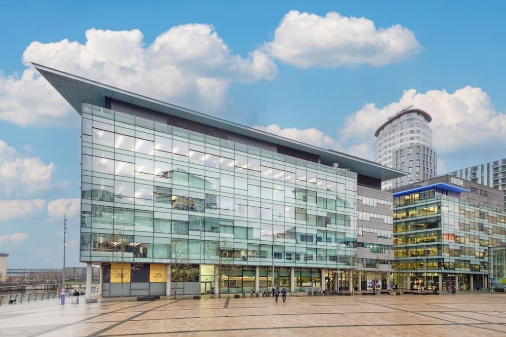 Stylish Mediacity 2Bed, Sleeps 6, Amazing Views Manchester Exterior photo